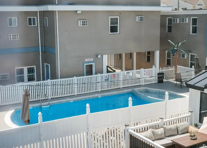Coastal Sands Inn